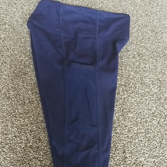 Trinity High-waisted Utility Legging - Picture 5 of 5